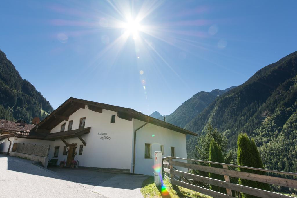 Apartamento Haus Mary Neustift im Stubaital Exterior foto